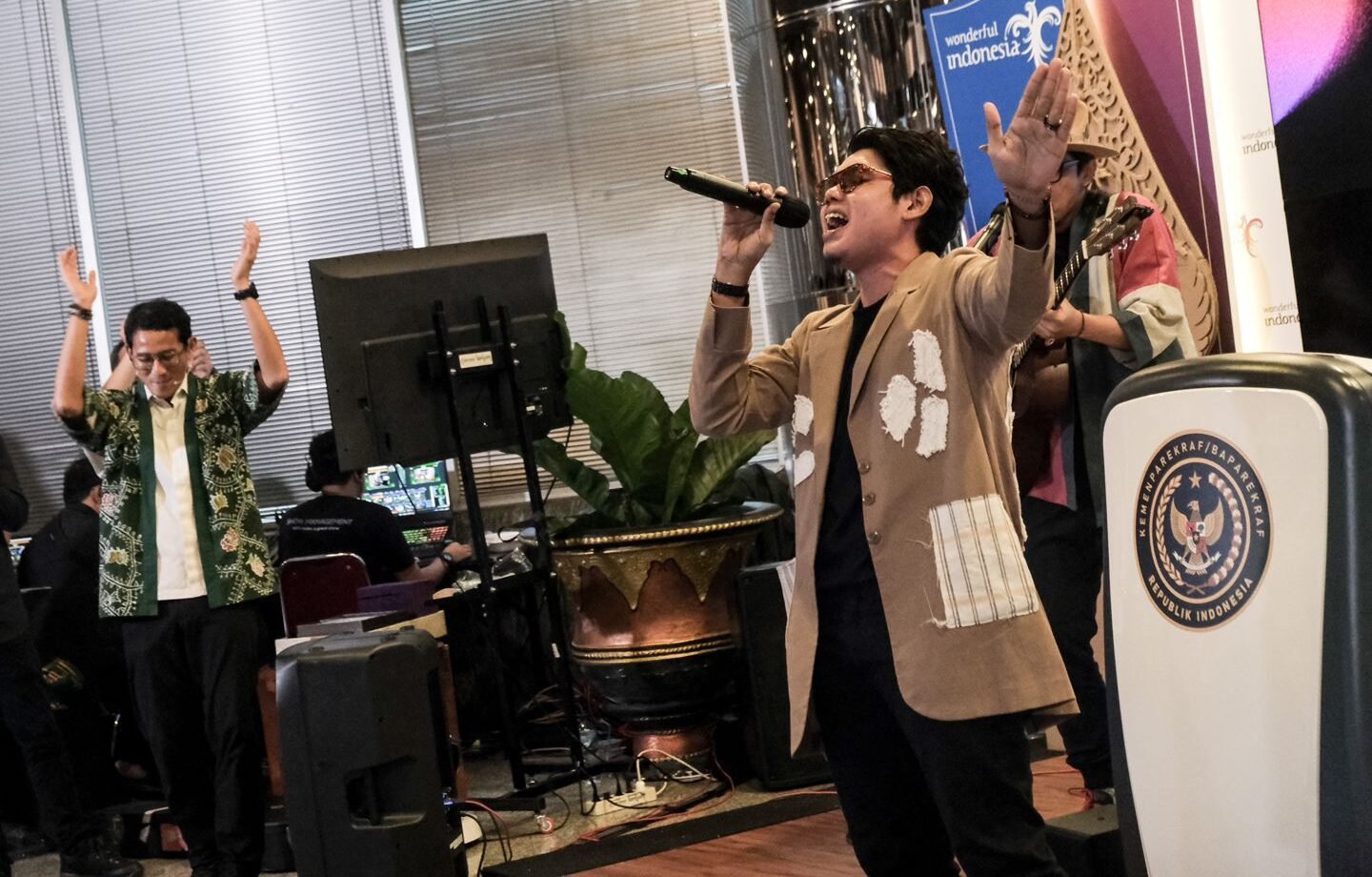 Dengan “Urban Melayu”, Pararekraf Mendukung Regar untuk Melestarikan Musik Melayu.
