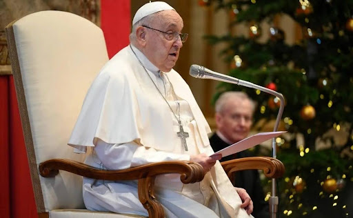 Paus Fransiskus saat menyampaikan pidato tahunan “Keadaan Dunia” di hadapan para anggota korps diplomatik Vatikan. (Foto: Instagram Vatican News)