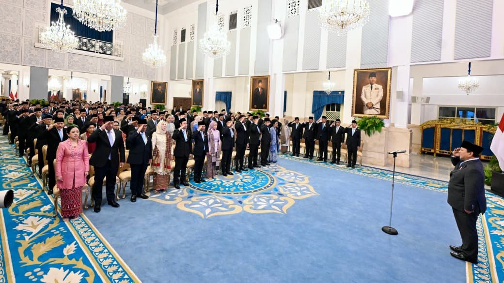Presiden Anugerahkan Tanda Kehormatan kepada 141 Tokoh, Siapa Saja?