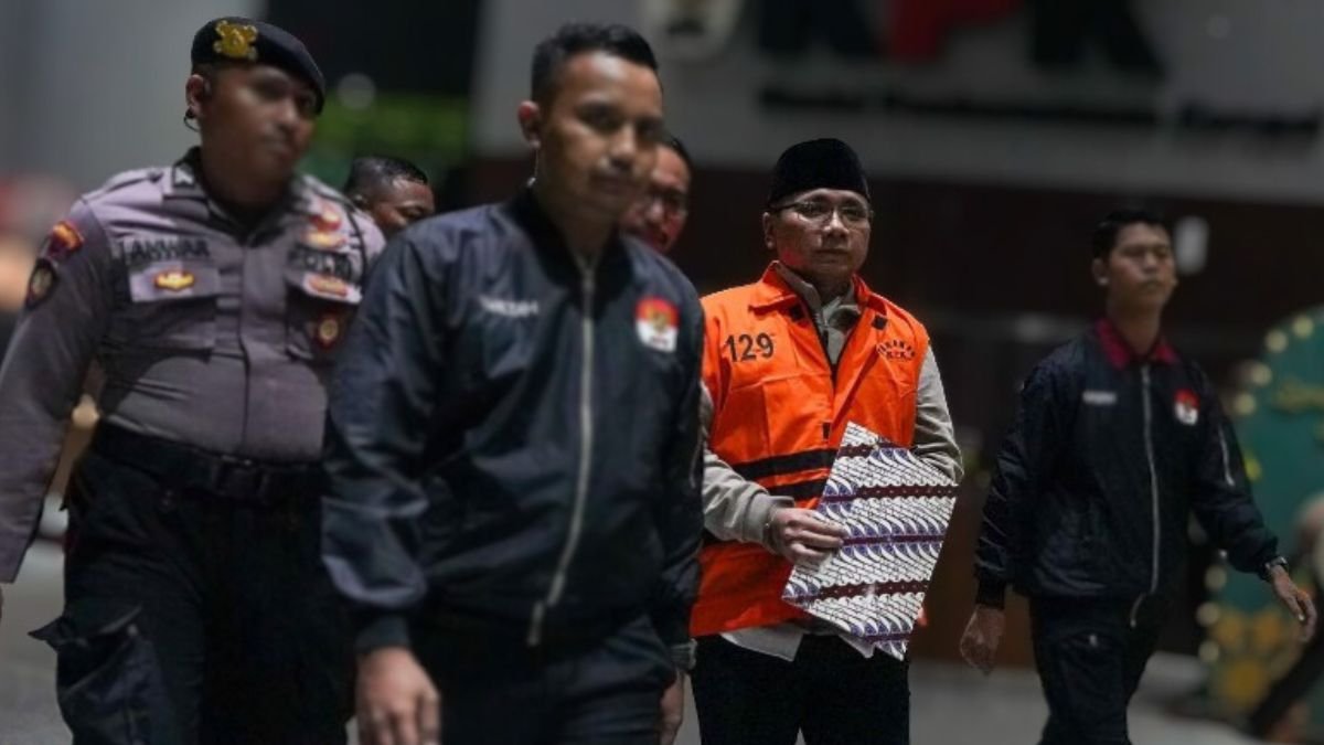 KPK Tahan Eks Menag Yaqut Cholil Qoumas, Dugaan Fee Kuota Jemaah Tembus Rp622 Miliar